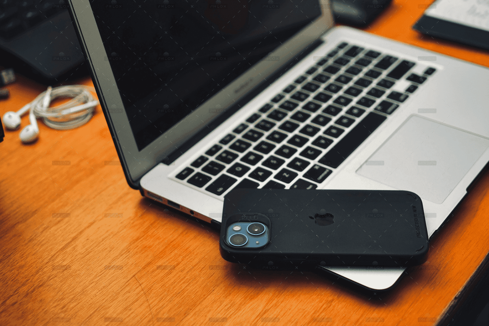 demo-attachment-1086-daniel-octavian-0K-8AhKkhKM-unsplash-1
